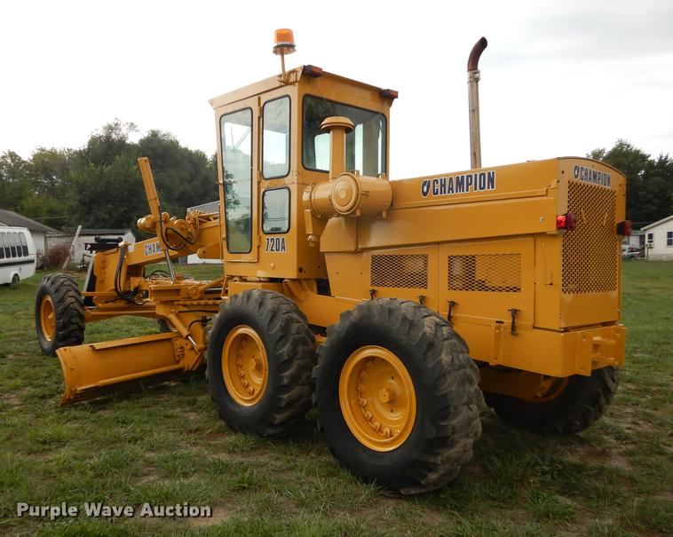 image for item DD0752 1978 Champion 720A motor grader