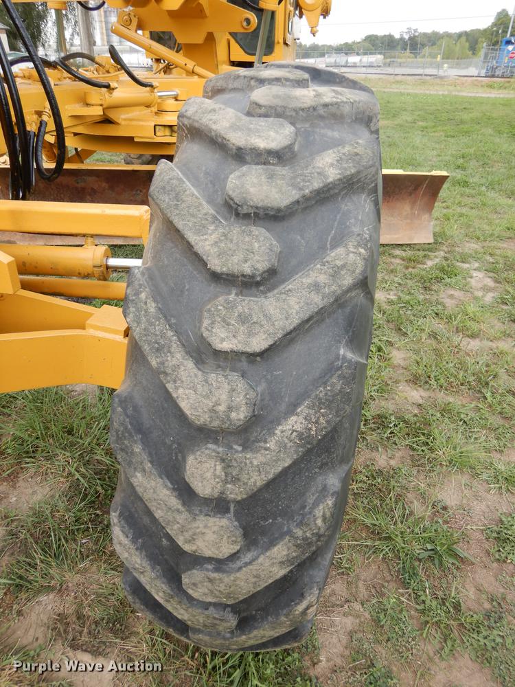 image for item DD0752 1978 Champion 720A motor grader