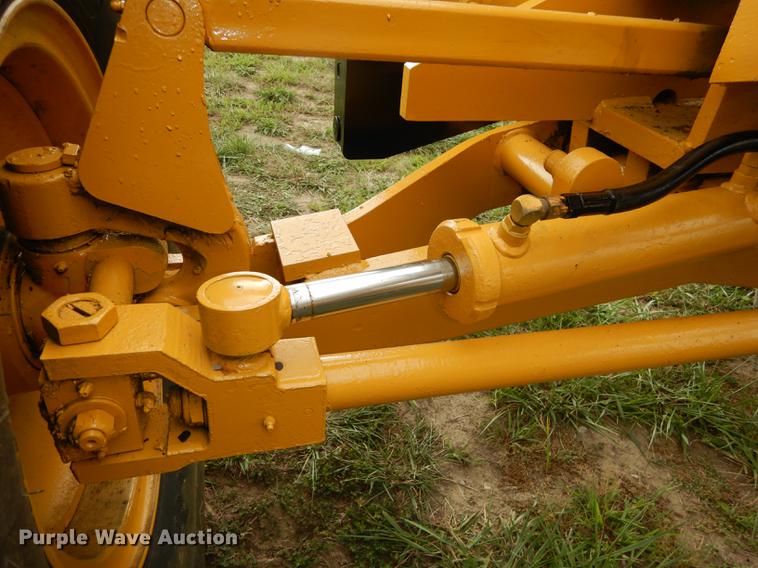 image for item DD0752 1978 Champion 720A motor grader