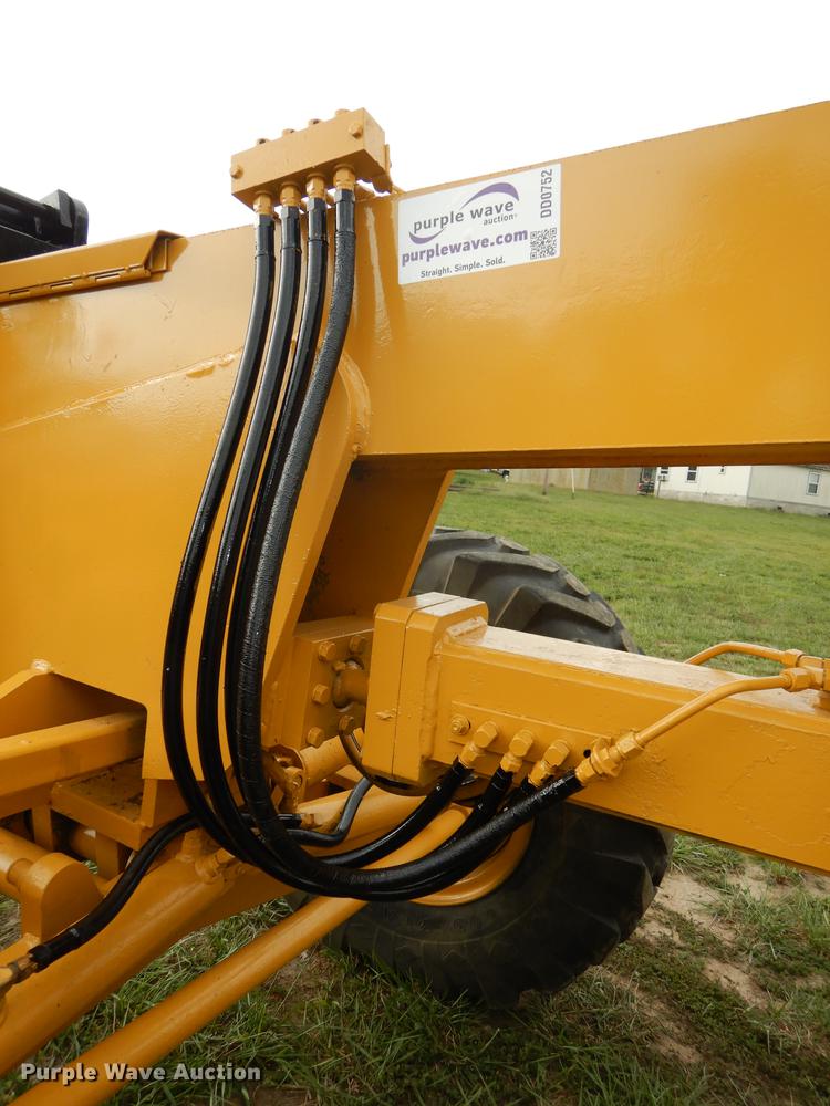 image for item DD0752 1978 Champion 720A motor grader