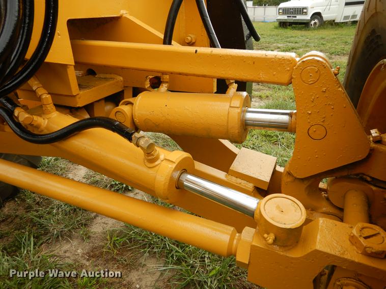 image for item DD0752 1978 Champion 720A motor grader