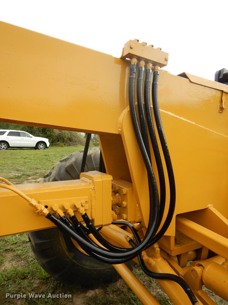 image for item DD0752 1978 Champion 720A motor grader