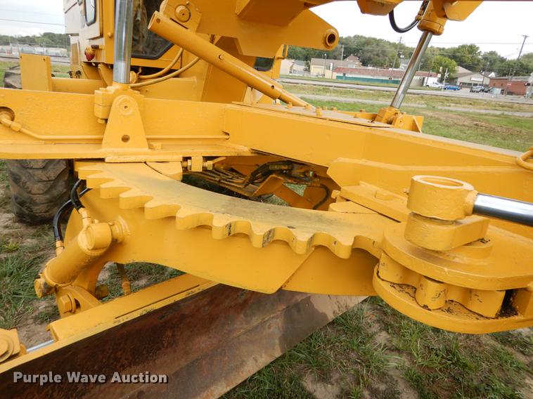image for item DD0752 1978 Champion 720A motor grader