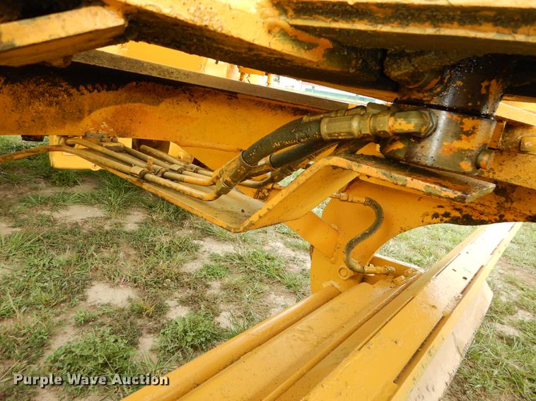 image for item DD0752 1978 Champion 720A motor grader