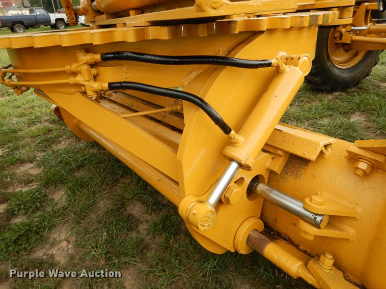 image for item DD0752 1978 Champion 720A motor grader