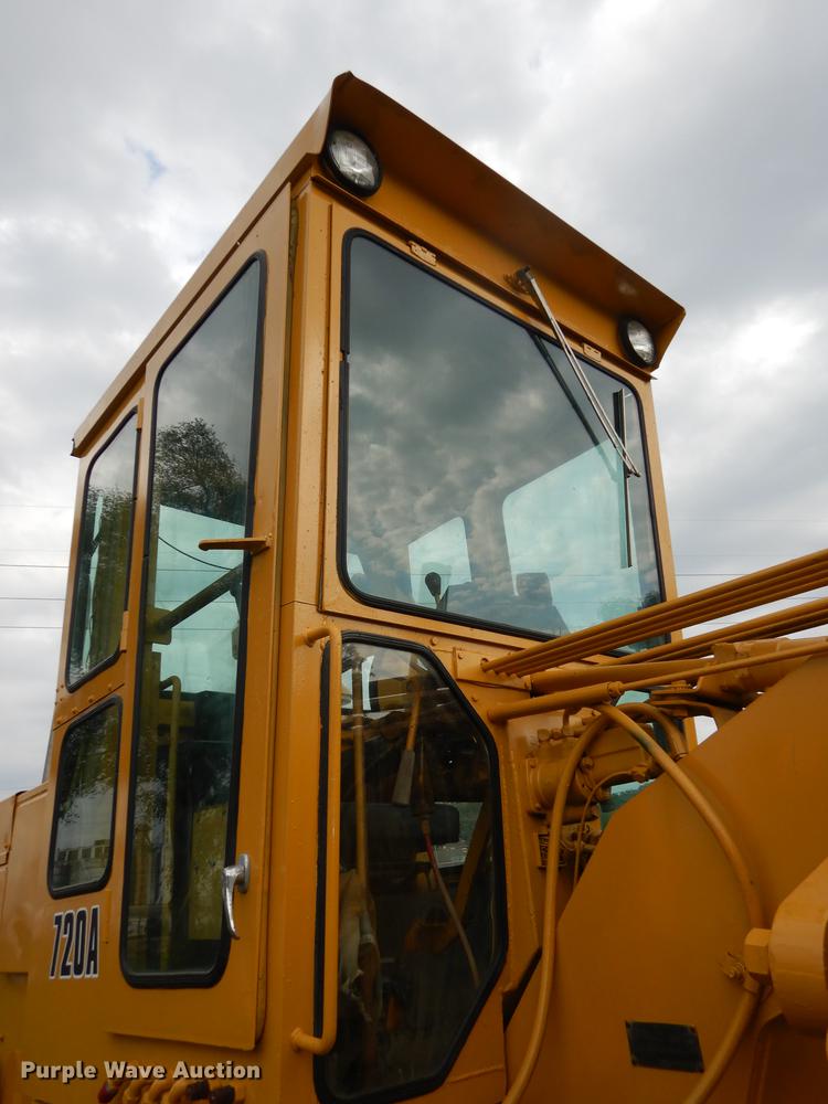 image for item DD0752 1978 Champion 720A motor grader
