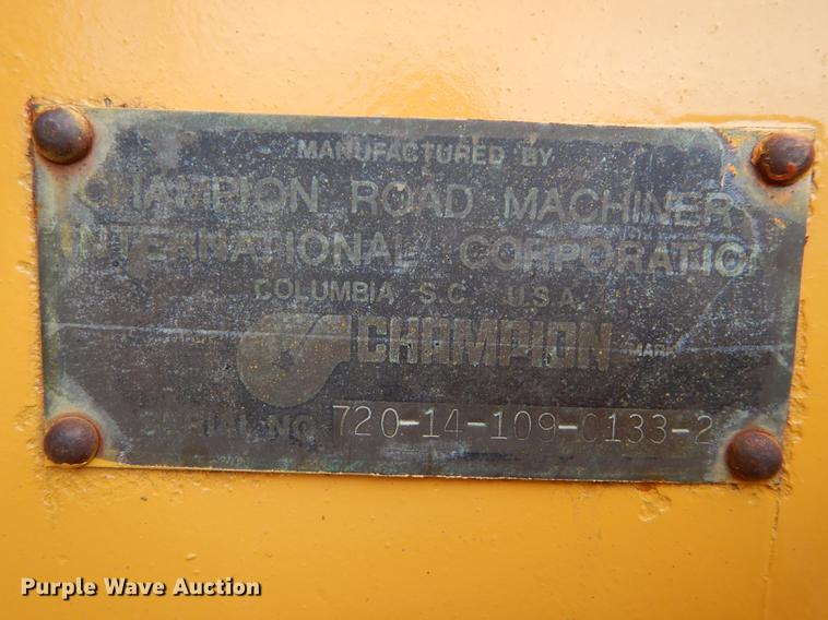 image for item DD0752 1978 Champion 720A motor grader