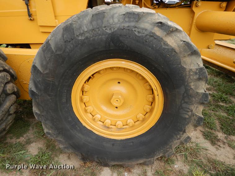 image for item DD0752 1978 Champion 720A motor grader
