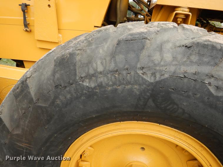image for item DD0752 1978 Champion 720A motor grader