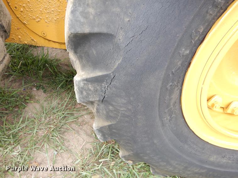 image for item DD0752 1978 Champion 720A motor grader