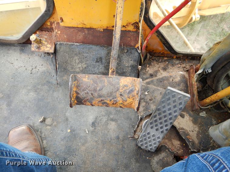 image for item DD0752 1978 Champion 720A motor grader