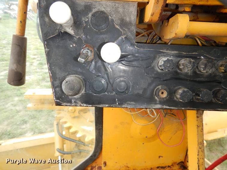 image for item DD0752 1978 Champion 720A motor grader