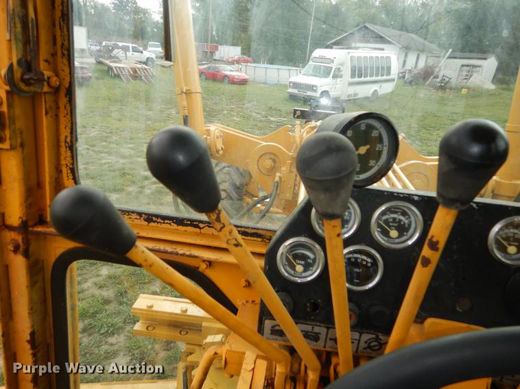 image for item DD0752 1978 Champion 720A motor grader