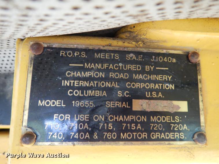 image for item DD0752 1978 Champion 720A motor grader