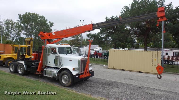 image for item DD2036 1993 Peterbilt 357 crane truck