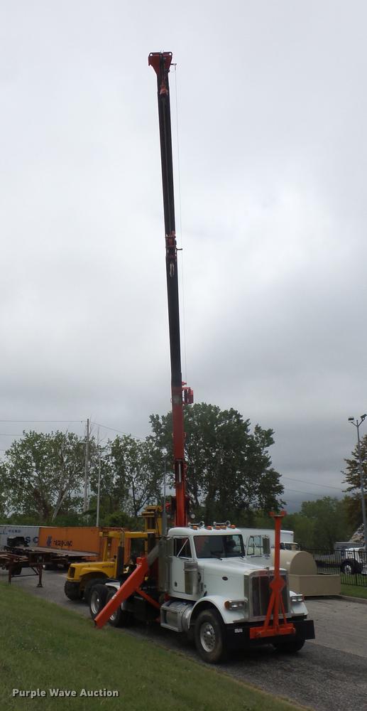 image for item DD2036 1993 Peterbilt 357 crane truck