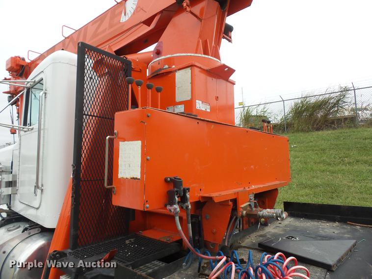 image for item DD2036 1993 Peterbilt 357 crane truck