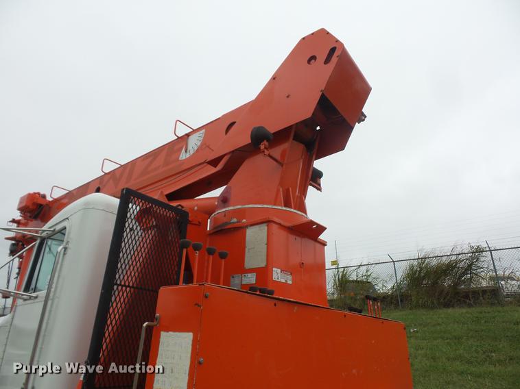 image for item DD2036 1993 Peterbilt 357 crane truck