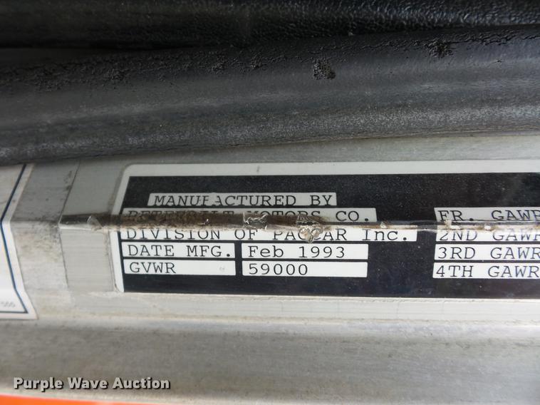 image for item DD2036 1993 Peterbilt 357 crane truck