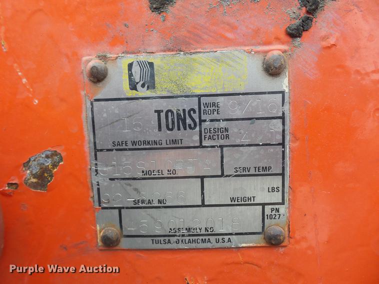 image for item DD2036 1993 Peterbilt 357 crane truck