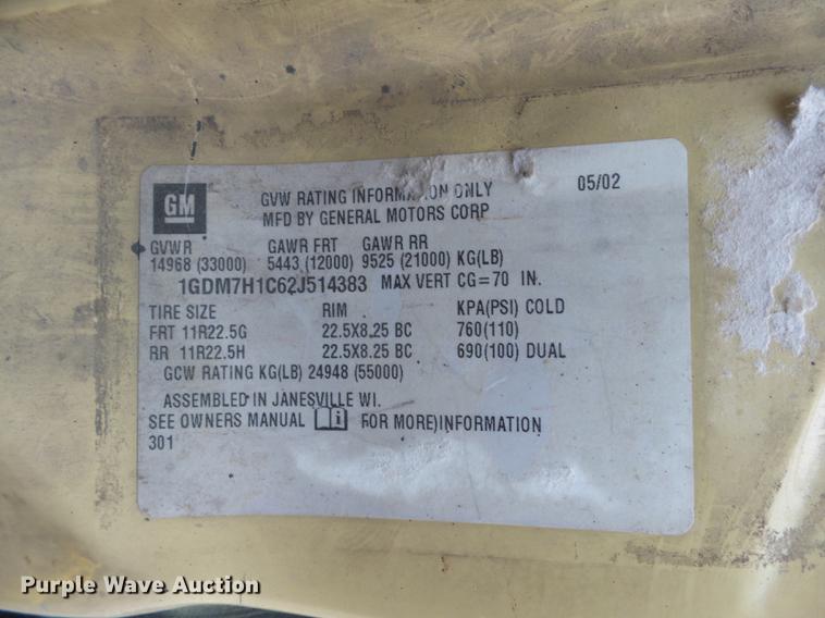 image for item DD2043 2002 GMC 7500 vacuum truck