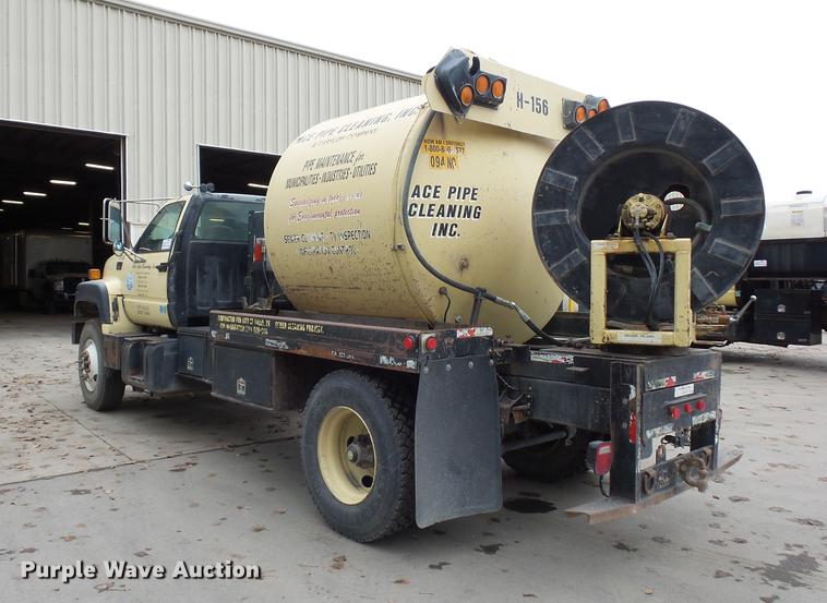 image for item DD2048 1998 GMC C7500 vacuum truck