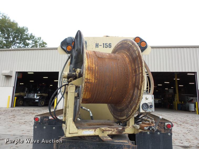 image for item DD2048 1998 GMC C7500 vacuum truck