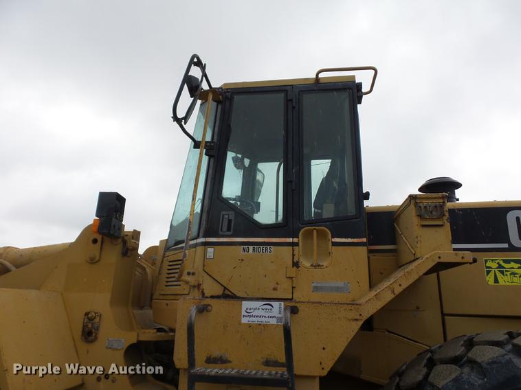 image for item DD2058 1998 Caterpillar 966F wheel loader
