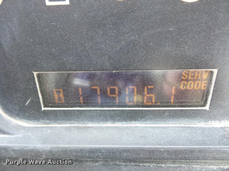 image for item DD2058 1998 Caterpillar 966F wheel loader