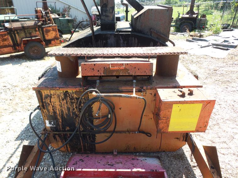 image for item DD2073 Cleasby tar pot kettle