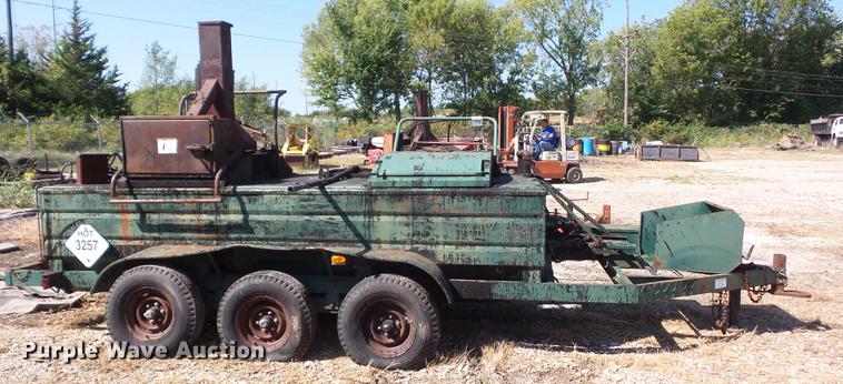 image for item DD2075 1999 Reeves tar pot kettle