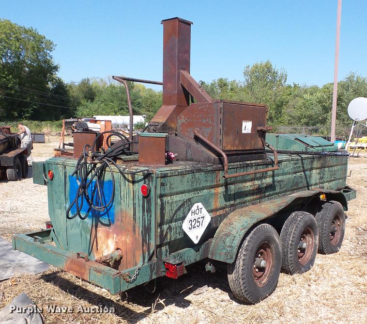 image for item DD2075 1999 Reeves tar pot kettle