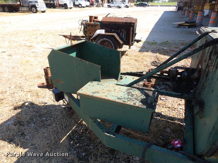 image for item DD2075 1999 Reeves tar pot kettle