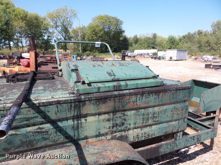 image for item DD2075 1999 Reeves tar pot kettle