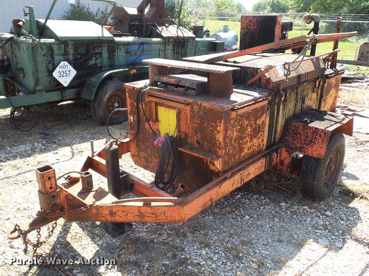 image for item DD2076 Cleasby tar pot kettle