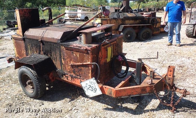 image for item DD2076 Cleasby tar pot kettle