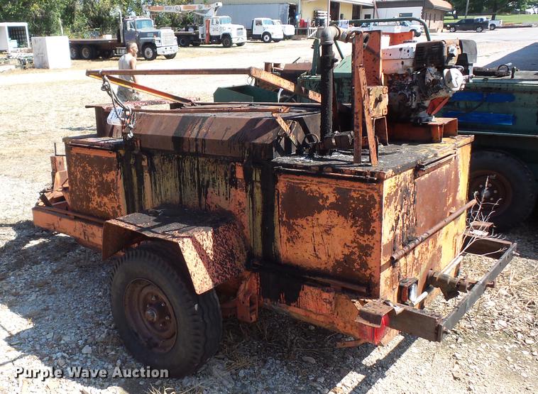 image for item DD2076 Cleasby tar pot kettle