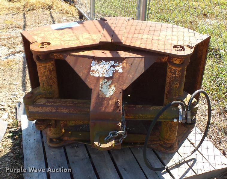 image for item DD2077 Clamshell bucket