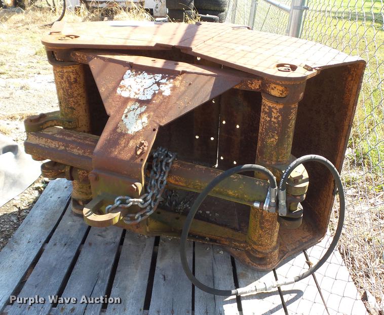 image for item DD2077 Clamshell bucket