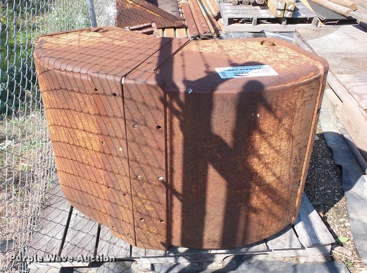 image for item DD2077 Clamshell bucket