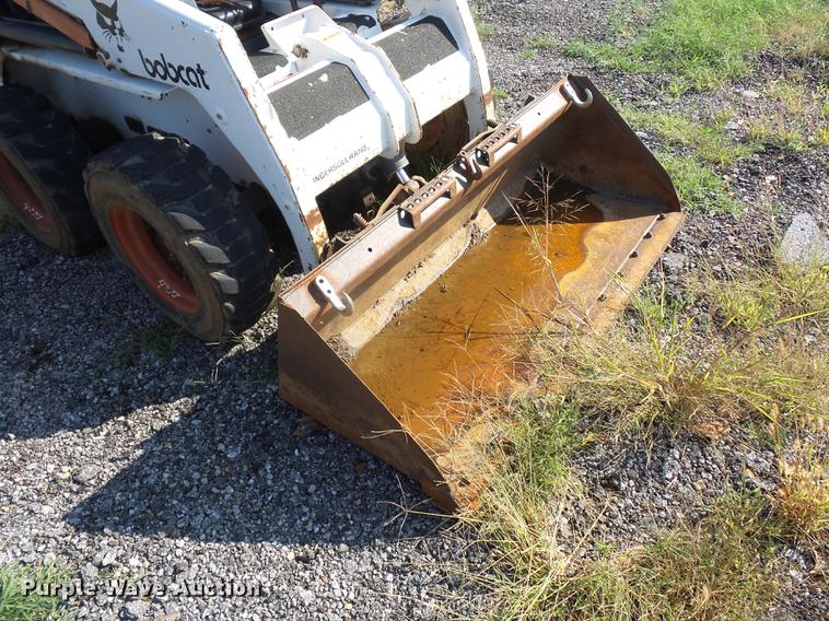 image for item DD2111 1998 Bobcat 763 skid steer