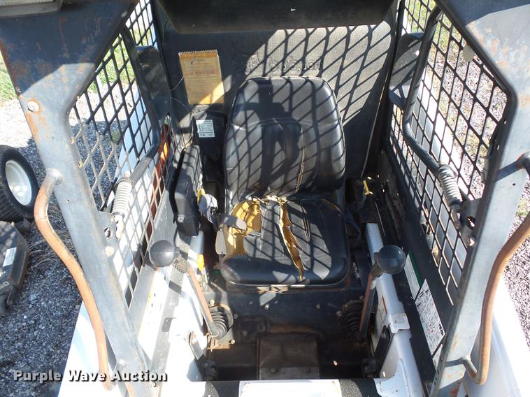 image for item DD2111 1998 Bobcat 763 skid steer