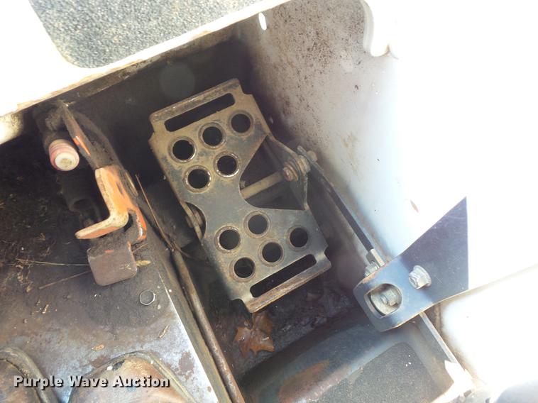 image for item DD2111 1998 Bobcat 763 skid steer