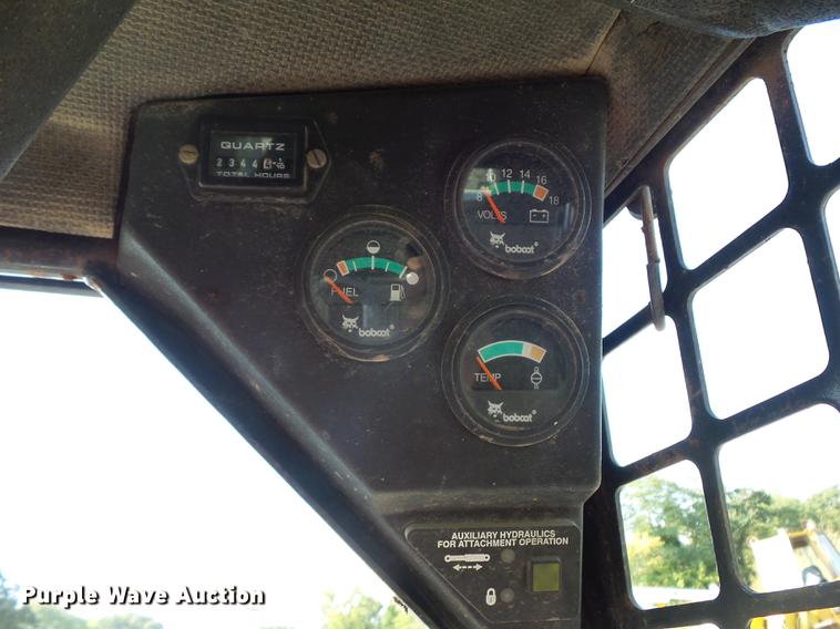 image for item DD2111 1998 Bobcat 763 skid steer