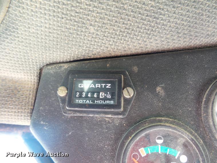 image for item DD2111 1998 Bobcat 763 skid steer