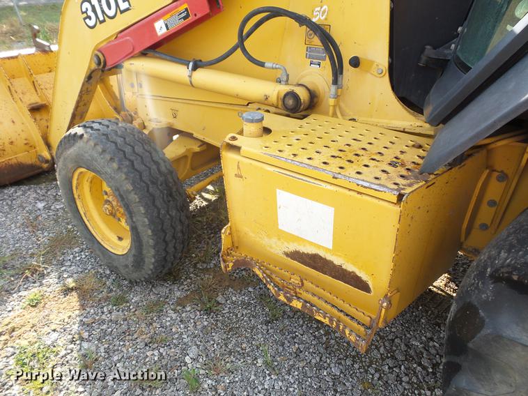 image for item DD2118 1997 John Deere 310E backhoe