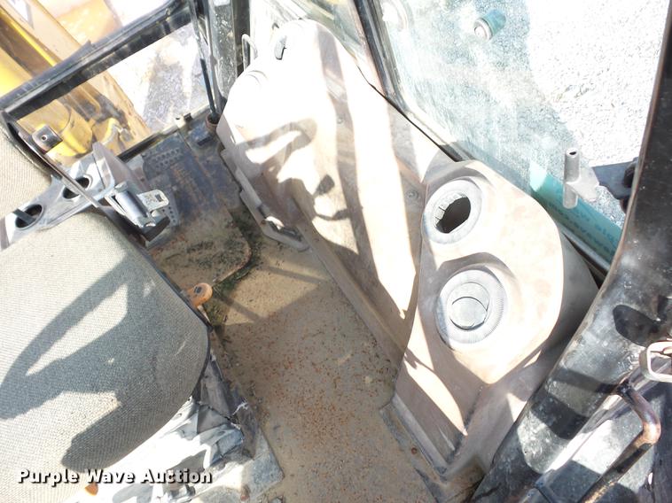 image for item DD2118 1997 John Deere 310E backhoe