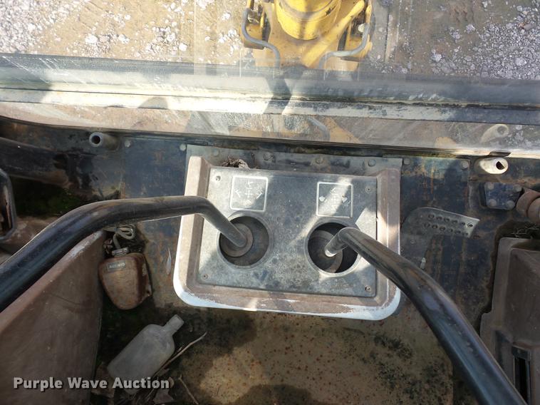 image for item DD2118 1997 John Deere 310E backhoe