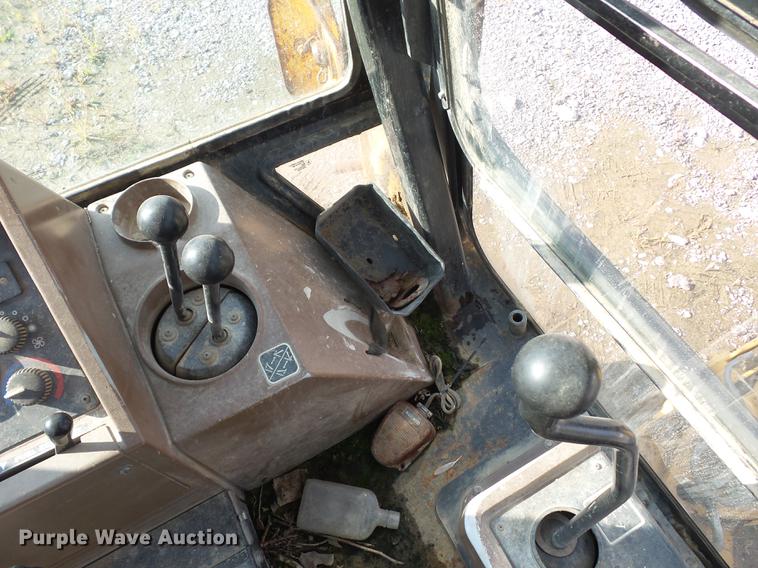 image for item DD2118 1997 John Deere 310E backhoe