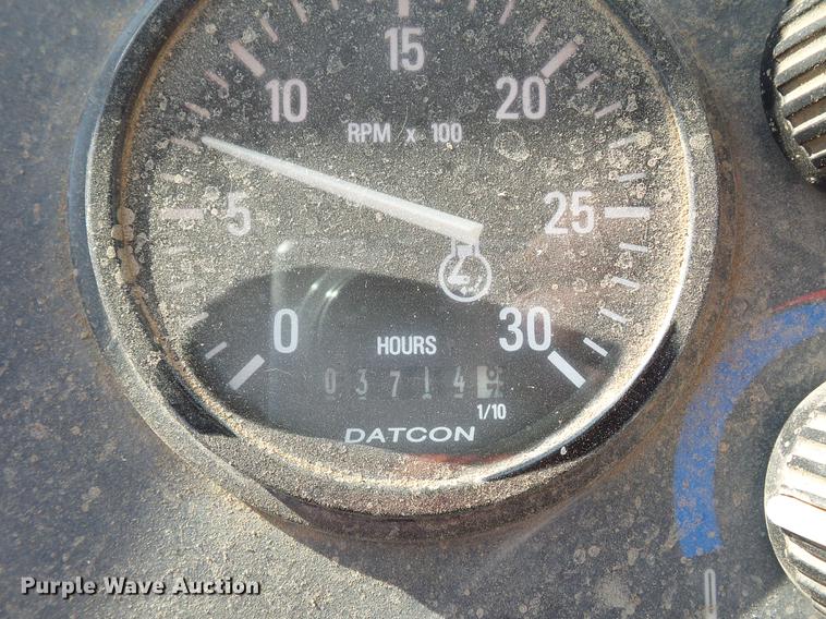 image for item DD2118 1997 John Deere 310E backhoe